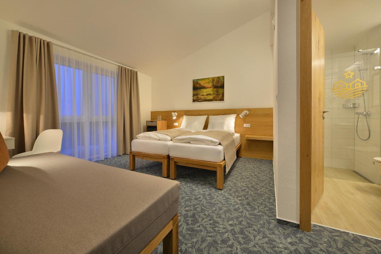 Wellness Hotel Happy Star Hnanice  Luaran gambar