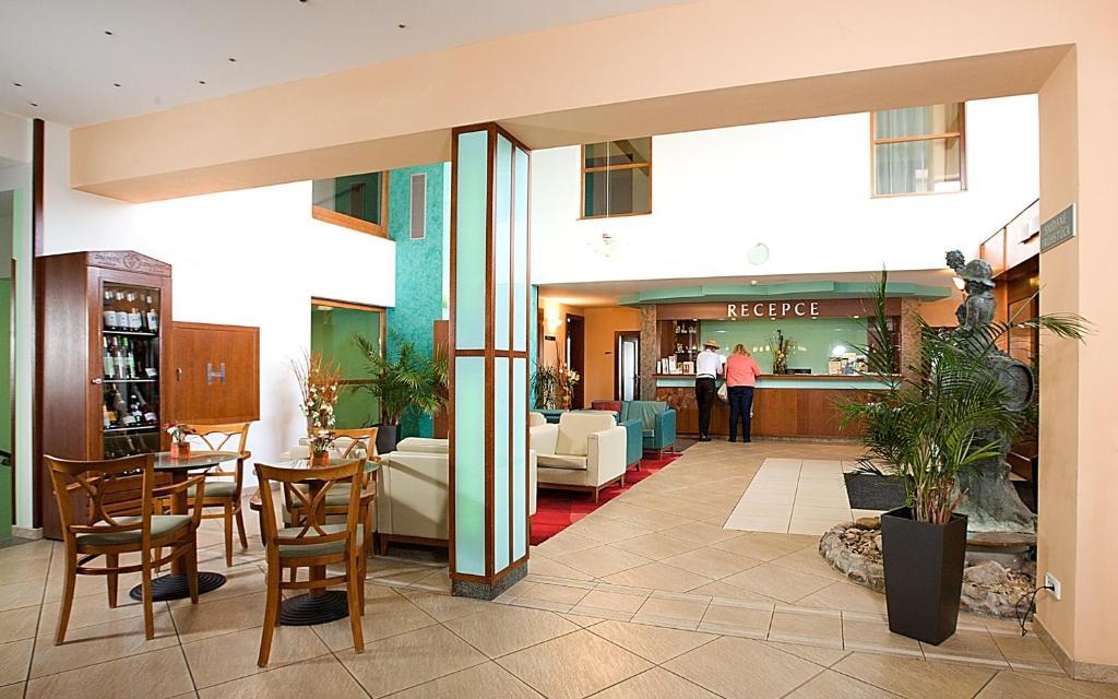 Wellness Hotel Happy Star Hnanice  Luaran gambar