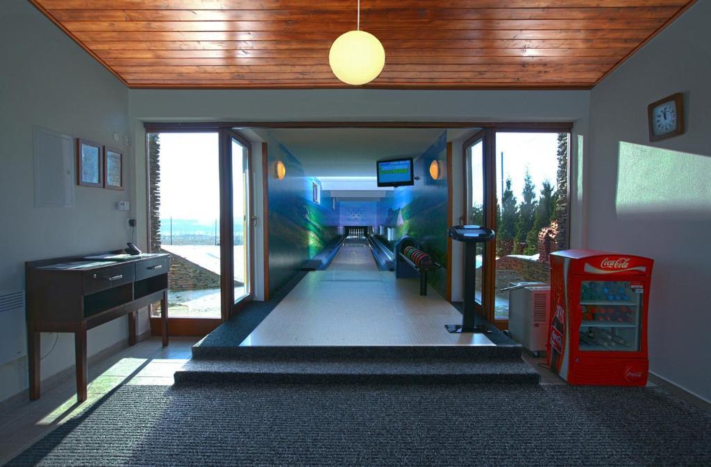 Wellness Hotel Happy Star Hnanice  Luaran gambar